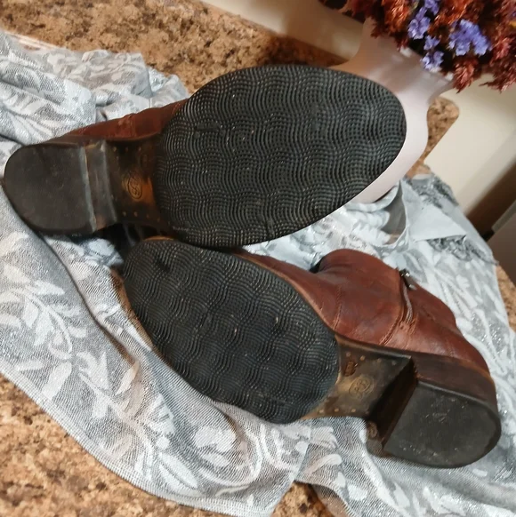 Lucky Brand Women's Size 9.5 Brown Leather Ankle Boots - Picture 5 of 8